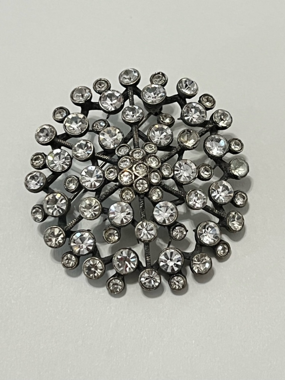Vintage Crystal Burst Rhinestone Brooch - Silver Tone - Picture 7 of 11